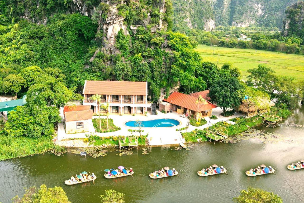 Hoanglong Riverside Homestay Ніньбінь Екстер'єр фото
