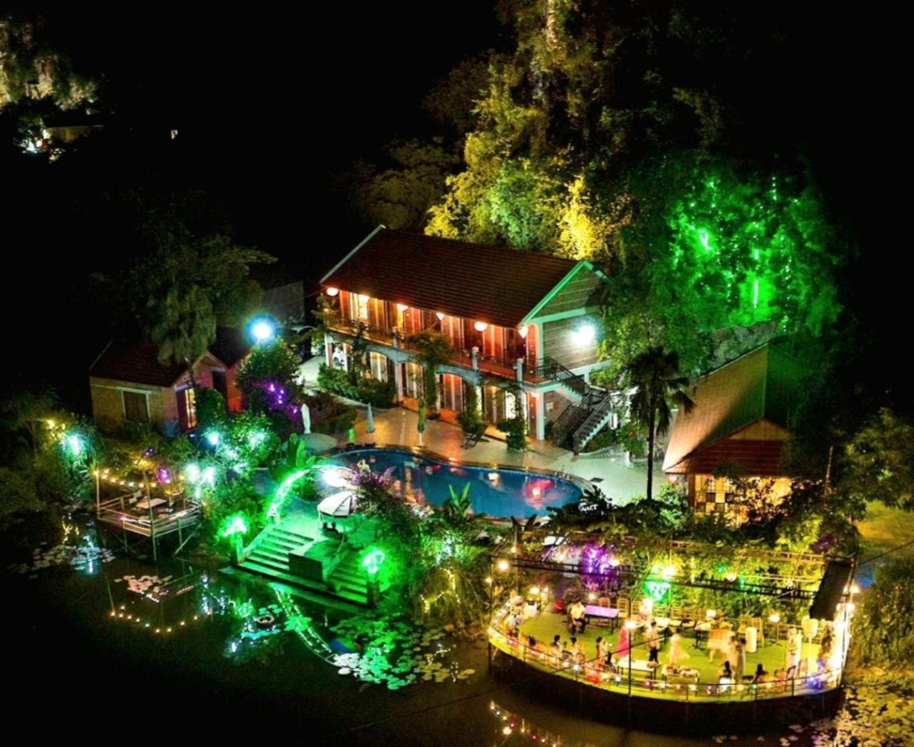 Hoanglong Riverside Homestay Ніньбінь Екстер'єр фото